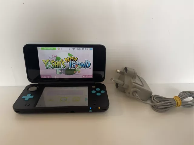 Nintendo 3DS / 2DS XL JAN-001 Noir & Bleu Livré Avec Neuf Yoshis Island