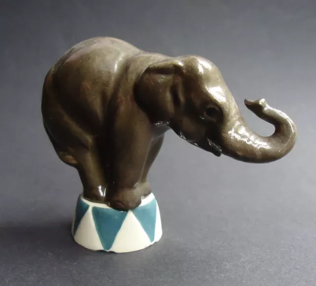 * Hagen Renaker Miniature Ceramic Figurine Circus Elephant