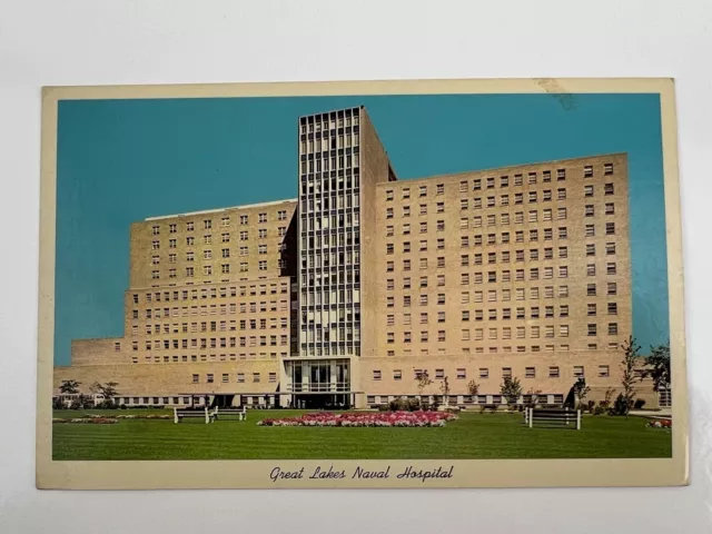 Vintage GREAT LAKES NAVAL HOSPITAL Naval Training Center, Illinois Postcard