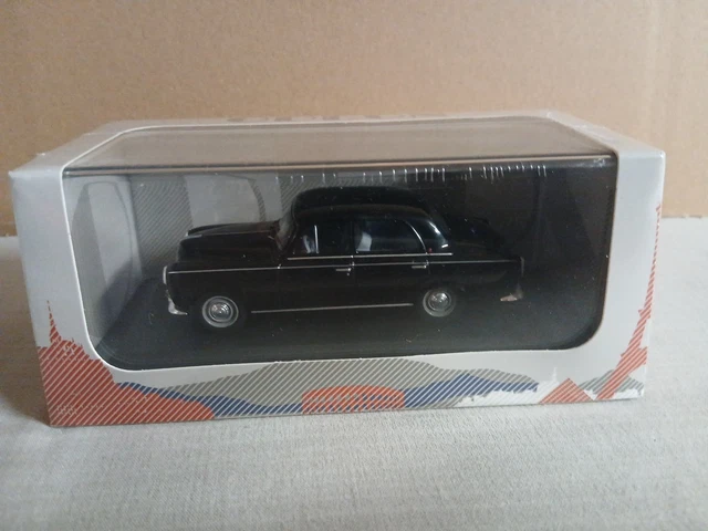 DIORAMA STYLE ROUTE BLEUE RENAULT RAMBLER boite vitrine 1/43 EUR 14,00