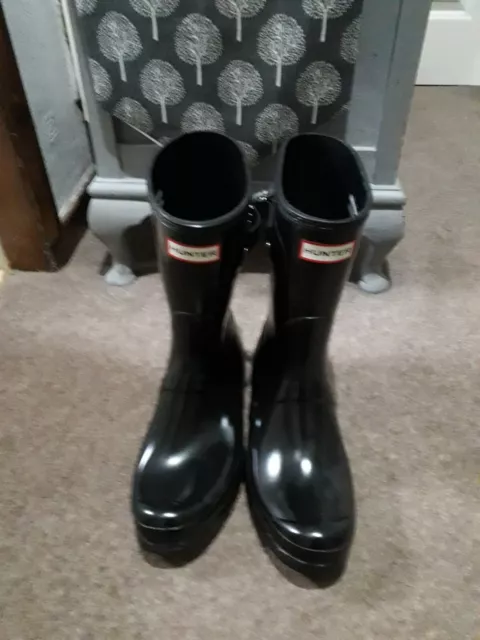Hunter wellies short black deals