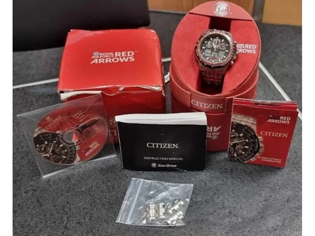 CITIZEN SKYHAWK TITANIUM Red Arrows Titanium Chronograph U600 S078228 249.99 PicClick UK