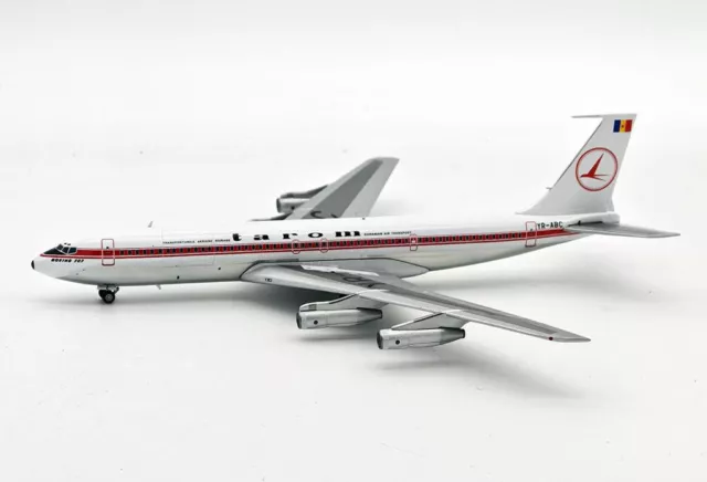 Boeing 707-3K1C Tarom Rég : Yr-Abc Avec / Support - RETRO MODELS RM70305P 1/200