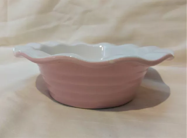 "MARIE CLAIRE" "PARIS" "PINK WAVE RIMMED BOWL" "Depth 4cm x 19cm diameter"