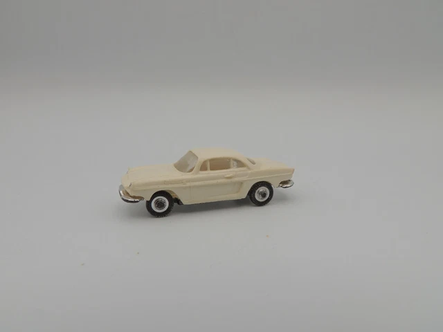 Voiture miniature 1/66 NOREV Renault Caravelle
