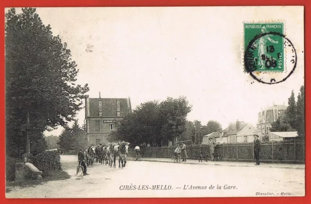 CPA Cirés-les-Mello-Oise- L'Avenue de la Gare-Cyclistes- Chevaux--voyagée 1908