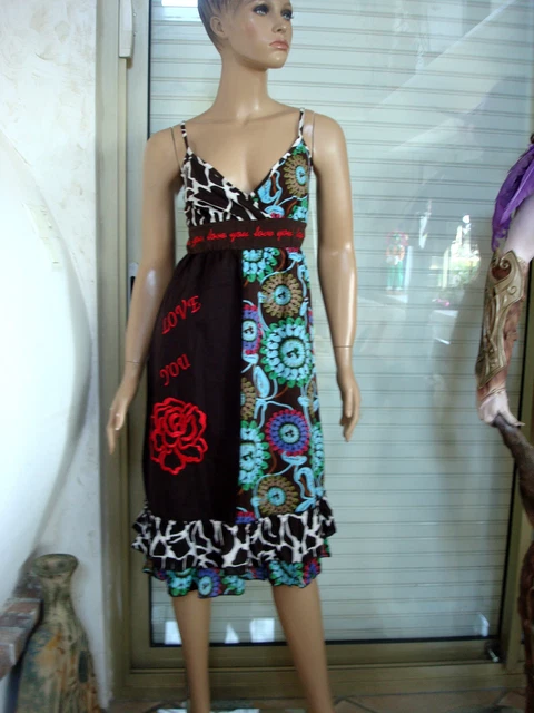 Robe Colorée Desigual - Taille 40 (L) - Longueur 107 Cm - Style évasé