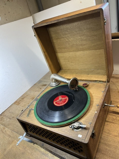 N. 2 PHONOGRAPHE GRAMOPHONE CAISSE PATHE   AVEC MOTEUR  Fonctionne Pas