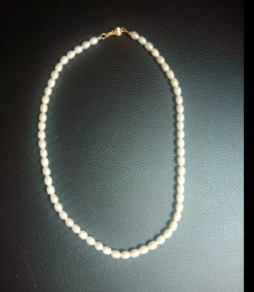 Perlenkette mit Goldkugelverschluss 585er, ca. 42cm Länge