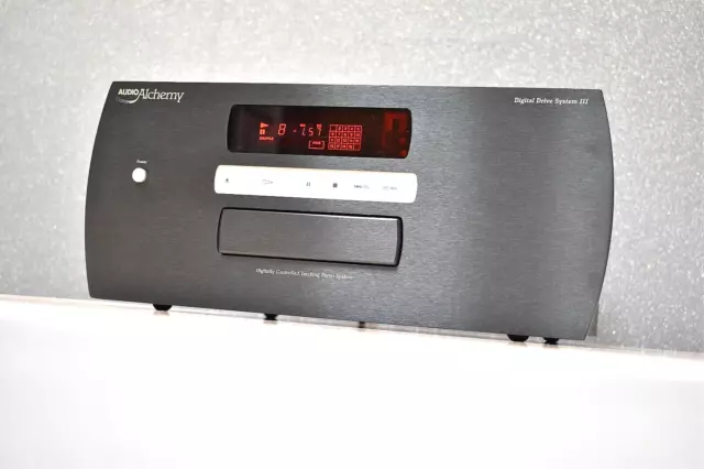AUDIO ALCHEMY Digital Drive System III  CD-Player  mit Fernbedienung