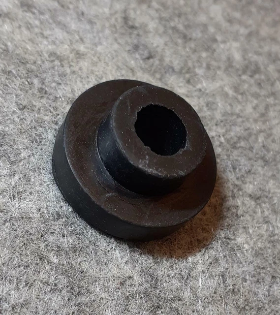 TRIUMPH T150 T160 BSA A75 3 X LUCAS RESISTOR TYPE PLUG CAPS LB05F