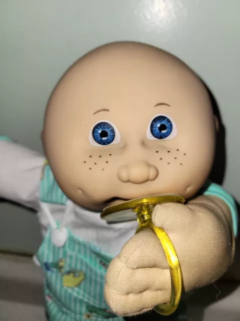 VNTG Cabbage Patch Kids Doll, Hm#4, Pacifier,Jesmar,Made In Spain, Bald, Freckle 2