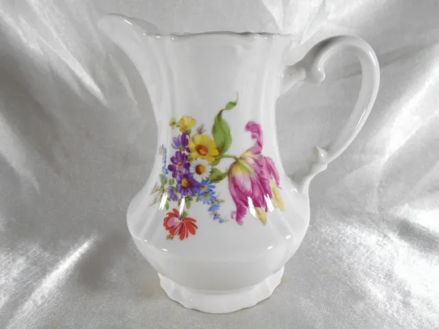 Superbe Pichet / Pot A Lait Decor Floral Porcelaine De Chauvigny F.d.