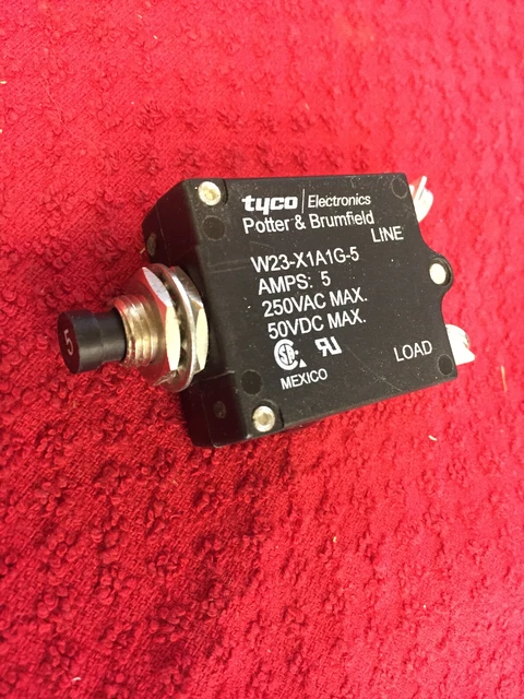W23-X1A1G-5 Circuit Breaker Thermal 5A 240 V AC 50 V DC Push-Pull Plunger Panel