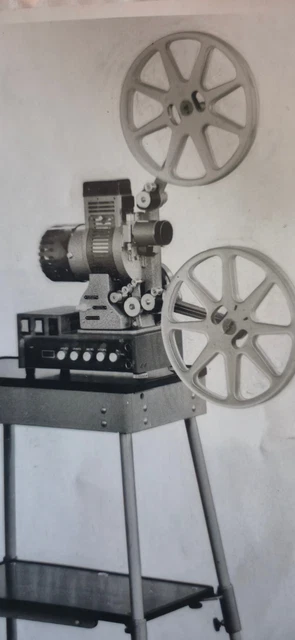 Projecteur Cinéma Lapierre A80 – 8mm – Alimentation Secteur – Occasion