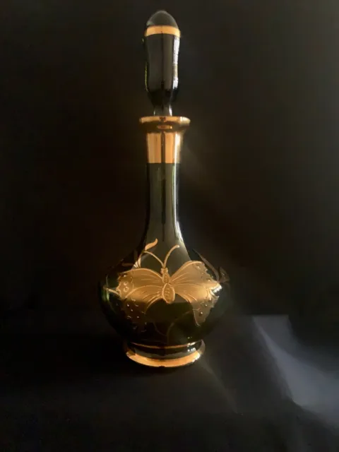 Carafe en cristal de Bohème, décor papillon doré à l'or fin en émail Art nouveau
