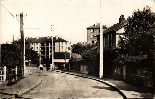CPA VITRY-sur-SEINE Cite du Moulin Vert (600372)