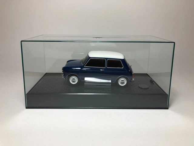 Kyosho 1/18 - Morris Mini Cooper 1275 S Bleue 08101B