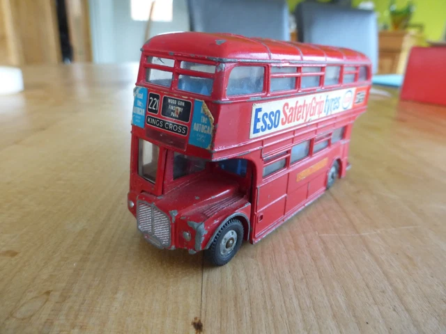 Dinky Toys GB n° 289 Routemaster bus ESSO London transport