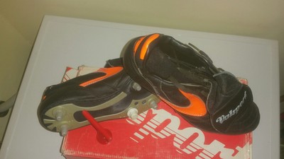 scarpette chiodate calcio