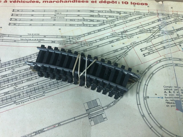 Lot De 6 Rails Courbes Jouef HO - Rayon 445 Mm (R=17 1/2") - Échelle 1:87 - Occasion Bon état