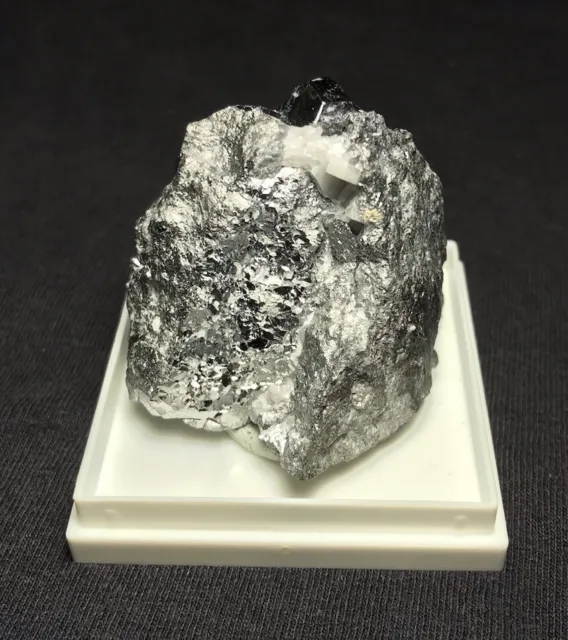 Mineral: Skutterudit xx in Dose; Aghbar Mine, Bou Azzer, Marokko; ca.4x3,5x3,7cm