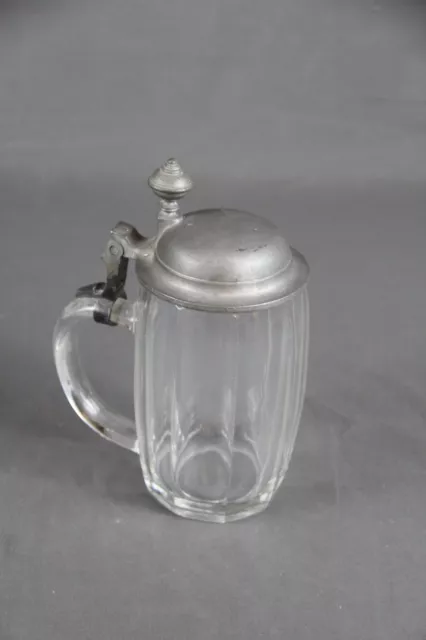 Glaskrug Bierkrug Zinndeckel bauchig polygonal Zinndeckel um 1900