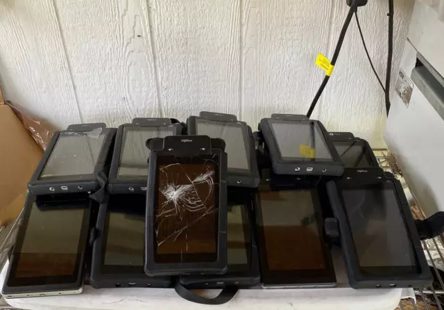Ingenico Moby PMQ-708-08860B POS Tablet Payment Terminal Lot Of 15