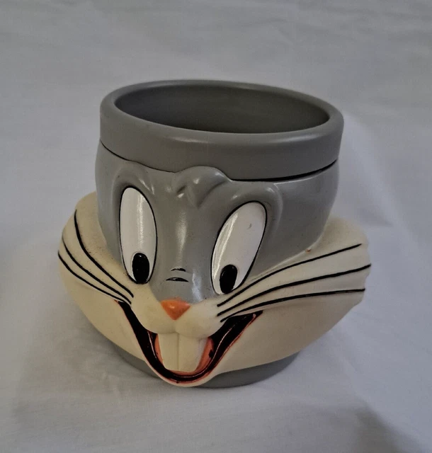 Bugs Bunny Cup/ Mug, approx sz 4in x 5in, holds 12oz liquid