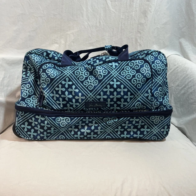 VERA BRADLEY ROLLING Luggage Duffle Blue Cuban Tiles EUR 51,67