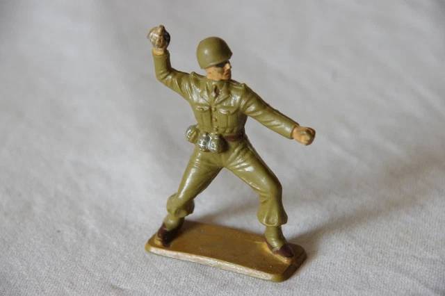QUIRALU ANCIEN JOUET Figurine Soldat Infanterie réf 1160 EUR 5,50