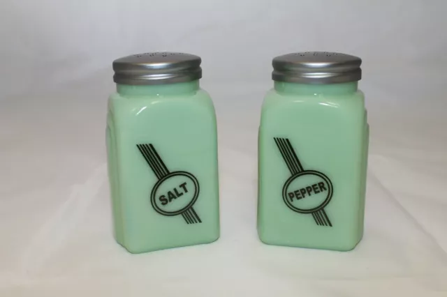 New Jade Green Glass Salt & Pepper Shakers Art Deco Badge Arch Retro Style