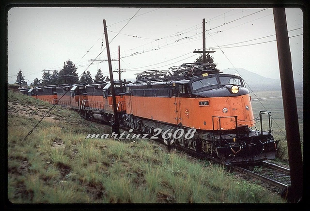 (Db) Dupe Slide Milwaukee (Milw) E70 Action