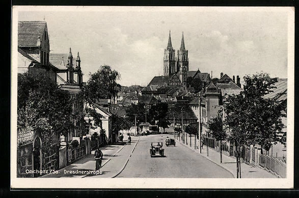 AK Oschatz i. Sa., Blick in die Dresdnerstraße zur Kirche 1940