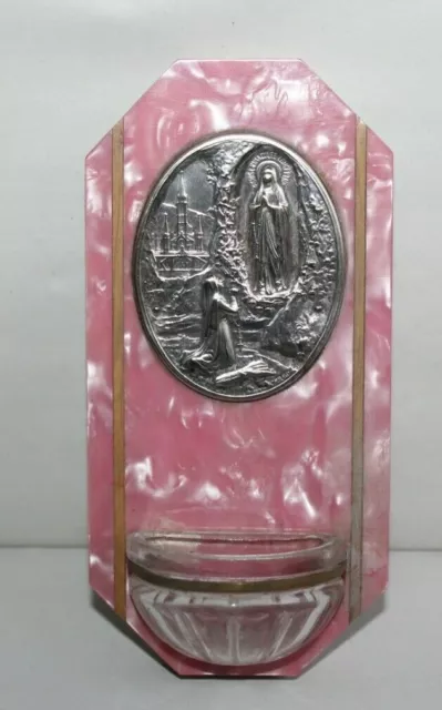 Bénitier ancien en bakélite et médaille argentée Sainte Vierge 13 cm x 6.5 cm