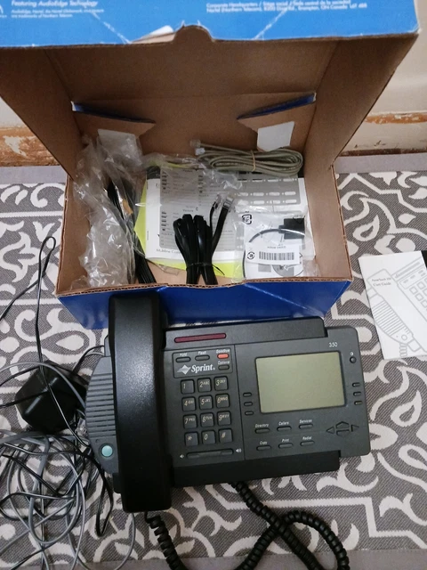Nortel Venture Multi-line Communications System - Pacific Telephone NT2N81AAAB