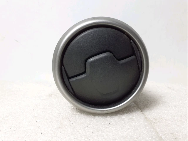 Grille Aérateur Tableau De Bord Pour Citroën DS3 1.6 HDI — Référence A1092112, Occasion