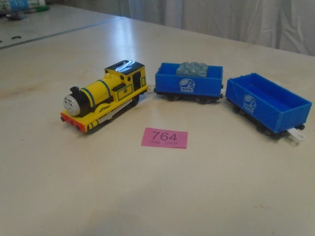 Tomy Rheneas TOMY TRACKMASTER THOMAS the Tank Engine Rheneas + 2x Trucks Battery ...