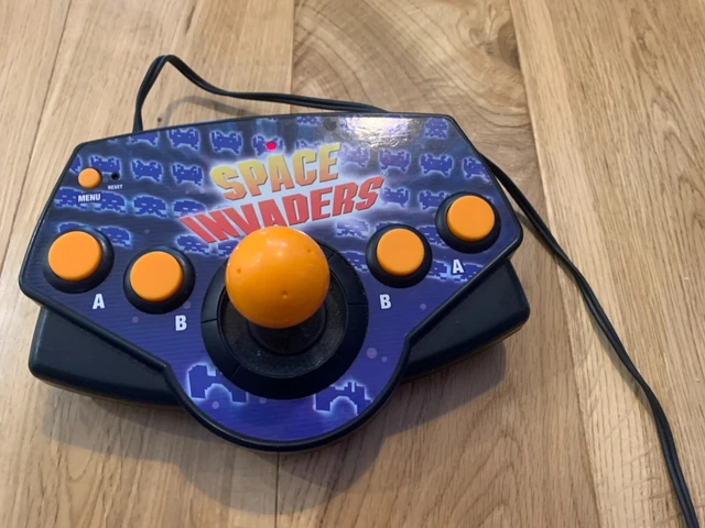 SPACE INVADERS TV Plug And Play Console Joystick Built In Games Retro 