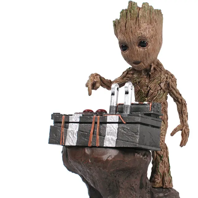 Statue Figurine GROOT 17 cm scène de la bombe Marvel Les gardiens de la galaxie