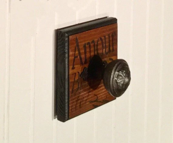 French-Cafe Wall Mount Vintage Door Knob Coat Rack (Small)