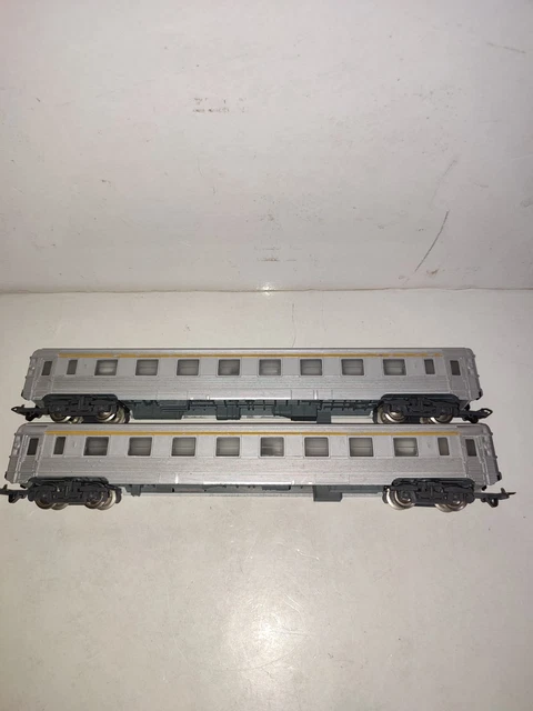La voiture voyageurs Corail B6Dd2 SNCF en miniature par Jouef au H0