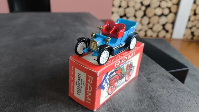 Référence 32 - BRAZIER Landaulet 1908