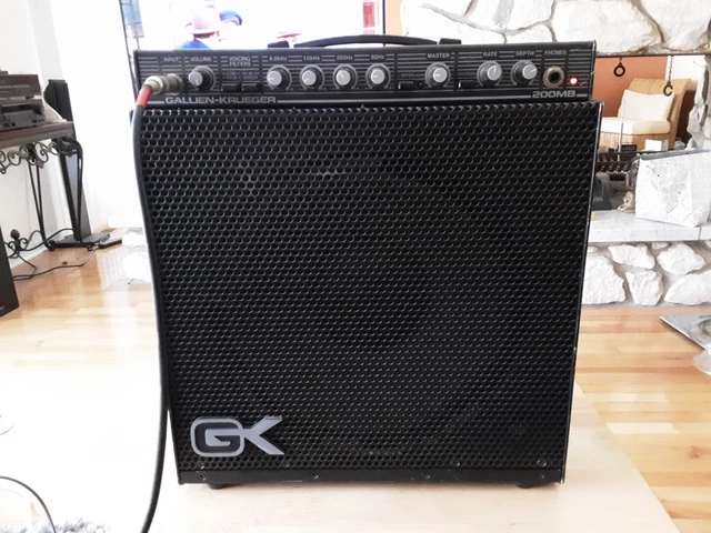 GALLIEN-KRUEGER 200MB（GALLIEN KRUEGER 200MB bass amp combo