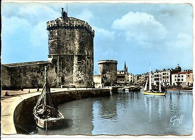 CPM DÉP17/la Rochellel le  port  vue prise de la tour st Nicolas 