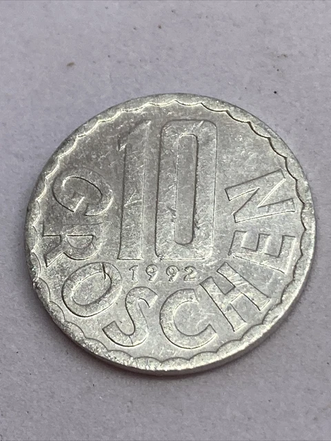 Austria - 10 Groschen Aluminium Coin - 1992