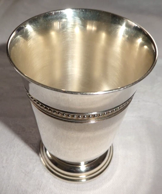 ANCIENNE ET JOLIE Timbale Christofle En Metal Argente Decor De Perles ...