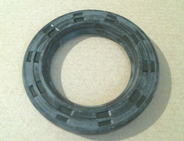 Joint Spi (bague D'étanchéité) CFW1 BA U3 - Dimensions 25x62x10/7 - Neuf, Marque CFW