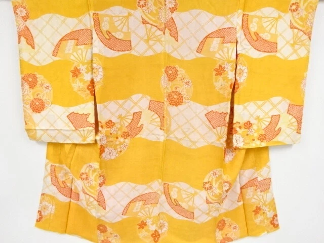 45933# Japanese Kimono / Antique Juban / Embroidery / Flower Roundel & Foldi