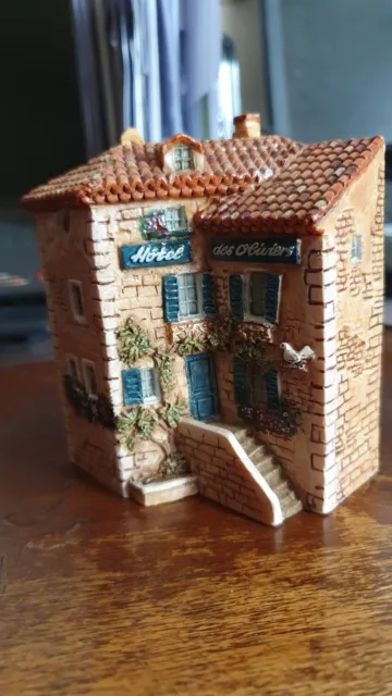 Maison Miniature Hotel Des Oliviers Cartlon By Gault